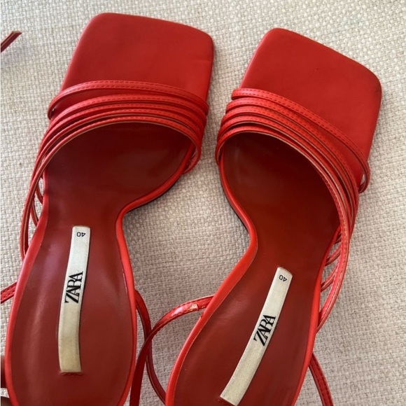 Zara Women's Bold Red Sandals - Picture 1 of 15